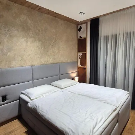 Apartment Dvosjed B 10 *