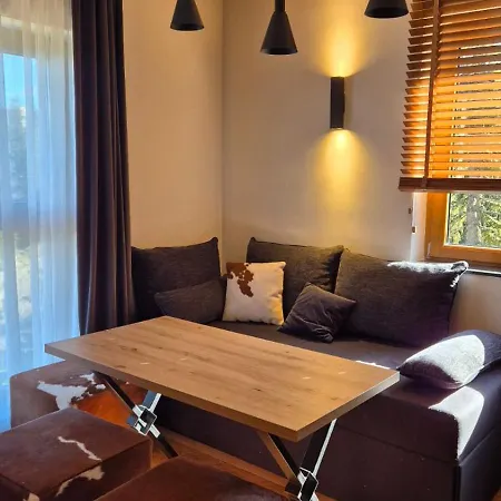 Dvosjed B 10 Apartment